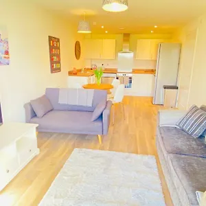 beautiful-brand-new-apartment.cardiffhotelswales.com/