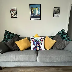Centre Luxury Apartment